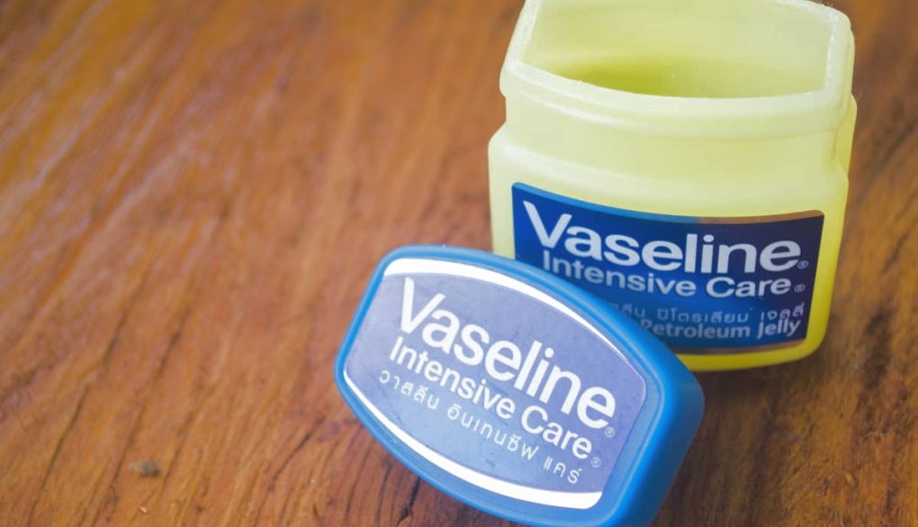 Unexpected Beauty Hacks You Can Perform with Vaseline