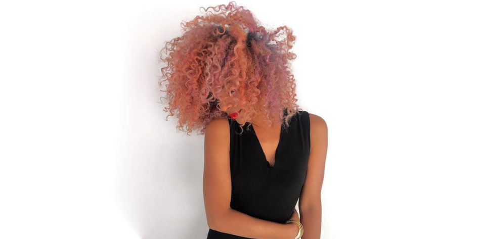 types of dyes are available for curly hair